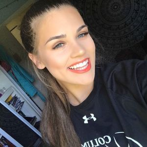 Meet your Posher, Ava